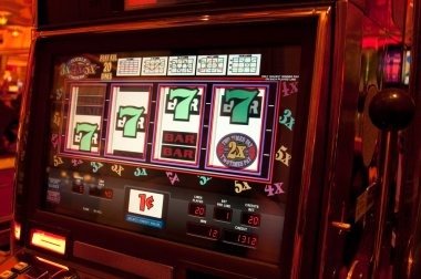 hongsuitoto app interface showing live football markets and casino games
